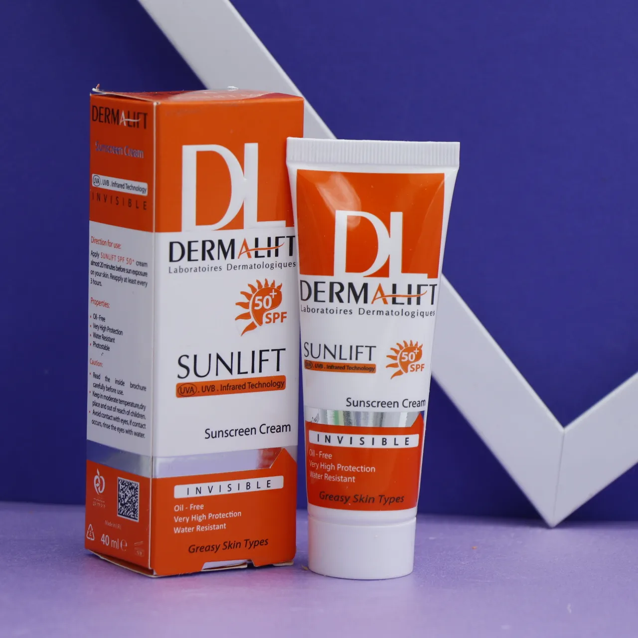 کرم ضد آفتاب غیر رنگی درما لیفت DERMA LIFT مناسب پوست چرب SPF 50 و 40 میل 91969